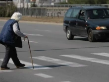 18-годишна блъсна възрастна жена на пешеходна пътека в Русе