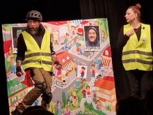 "Приключенията на Светофорко" е представление, което си заслужава да гледат деца и родители