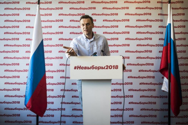 Алексей Анатоолиевич Навални  на руски Алексей Анатольевич Навальный е руски опозиционен