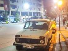 Изнервена пловдивчанка извади телефона да снима, държавен служител си помисли съвсем друго