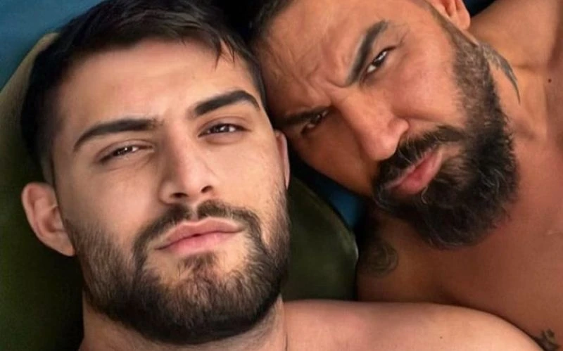 Чалга певец каза какво е правил с Азис
