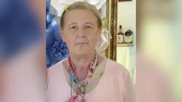 Полицията издирва Зоя Цветанова Петрова на 67 години.Жената е в