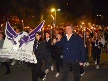 Стотици бургаски ученици ще почетат с факелно шествие паметта на Апостола в Бургас