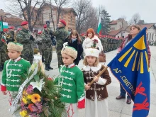 Стотици почетоха паметта на Васил Левски в Карлово