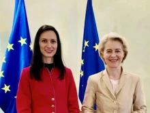Мария Габриел подкрепи Фон дер Лайен за председател на Европейската комисия