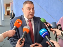 Емил Радев: Надяваме се да се направи "дребно" изключение за България за влизането в еврозоната