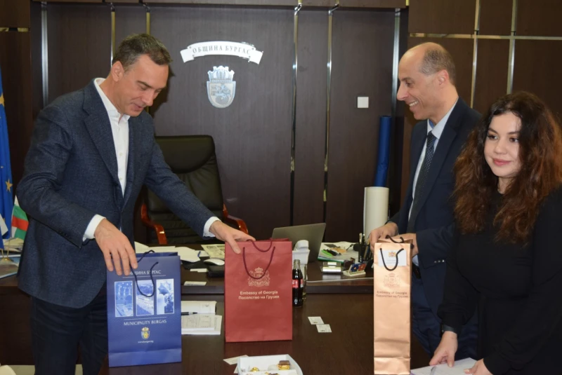 ������ ������� � �������� ������������� � ���� ������� �� ��-����� ���������� �� ������ � ������