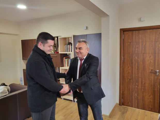 </TD
>Министърът на културата е на работно посещение в Бургас, където