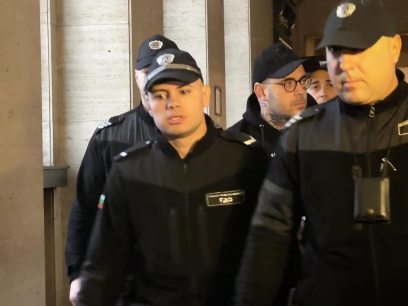 Разпитват при закрити врата нови свидетели по делото Семерджиев