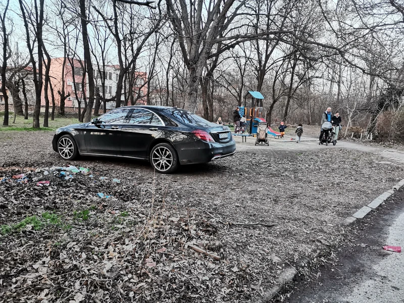 Читател: Никой не се впечатлява от играещите в близост деца
