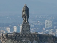 Недоволни пловдивчани се събират пред Альоша днес