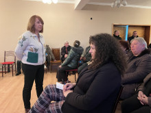 Жителите на село Дунавци споделиха желанията и проблемите си с кмета на Община Казанлък