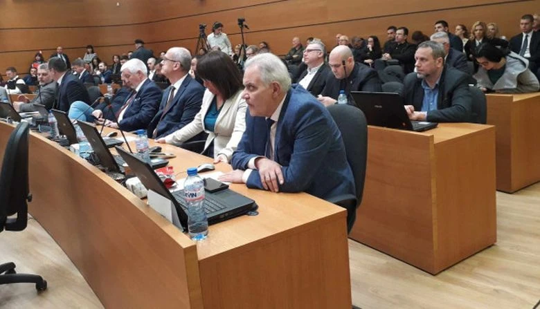Ревизират заплатите на общинските съветници в Пловдив?
