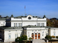 Историческата сграда на българския парламент ще бъде осветена с цветовете на Украйна