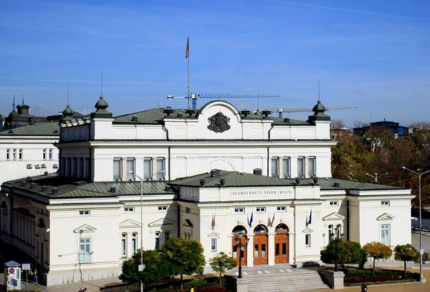 На 24 февруари 2024 г  историческата сграда на българския парламент ще
