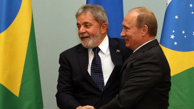 Bloomberg: Лула да Силва и Путин ще се срещнат в Москва