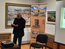 109 години от развитието на художествения живот във Велико Търново събраха в каталог