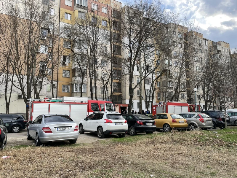 Пожар в "Тракия" изкара живеещите на улицата
