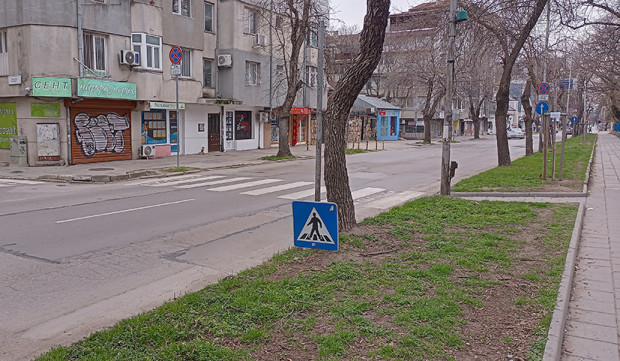За потенциално опасна ситуация сигнализираха читатели на Varna24.bg. Те посочват
