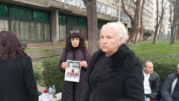TD Близки и приятели на убития Димитър Малинов се събраха на