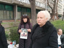 Майката на Митко: Единият от близнаците е присъствал още по време на побоя