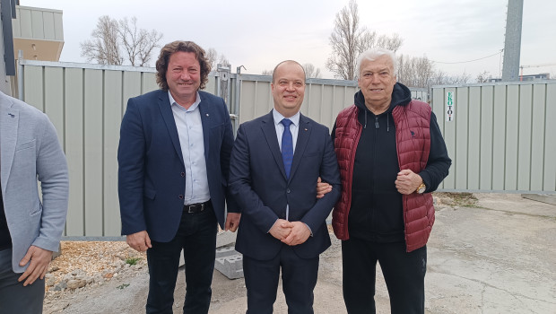 Областният управител на Пловдив организира важна среща с министър заради стадион "Локомотив"