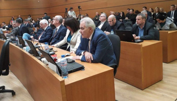 </TD
>Областният управител на Пловдив върна решението, с което общинските съветници