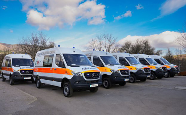 Центърът за спешна медицинска помощ във Варна получи нова високопроходима