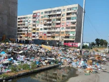 В "Столипиново" чистотата не е на почит