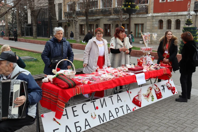 "Дом за стари хора" в Хасково с благотворителна първомартенска кампания