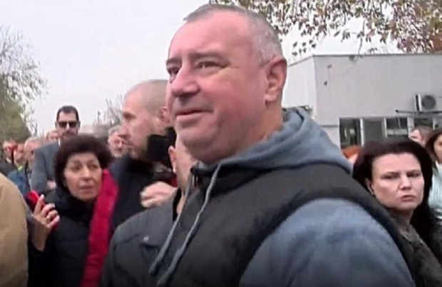 </TD
>Велизар Цолакидис е работил в Община Пловдив . Справка на