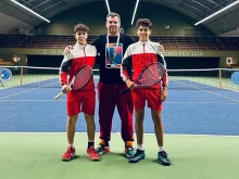 Българи стигнаха Топ 8 на супер силен тенис турнир за подрастващи