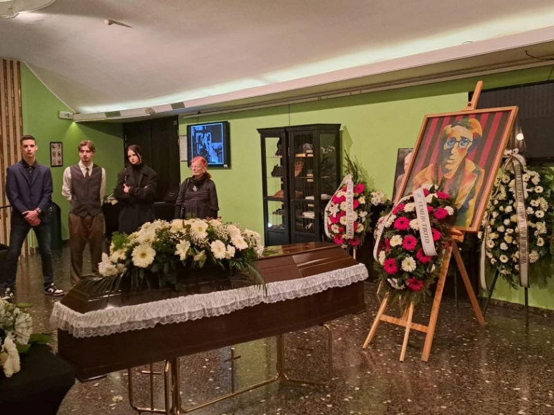 България се прощава със Славчо Пеев