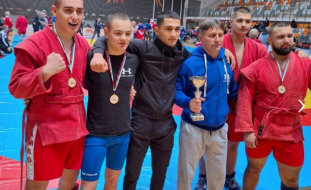 Състезателите на СК "Спартак – Русе" спечелиха множество отличия на Държавното първенство по спортно и бойно самбо