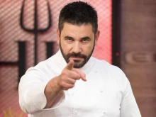 Жените в Hells' Kitchen ядосаха шеф Виктор Ангелов