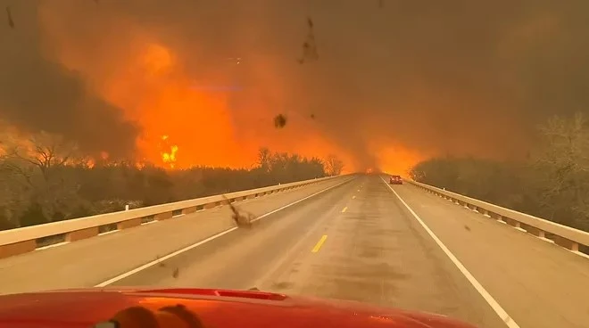 Вторият по големина горски пожар в историята на САЩ взе първата си жертва