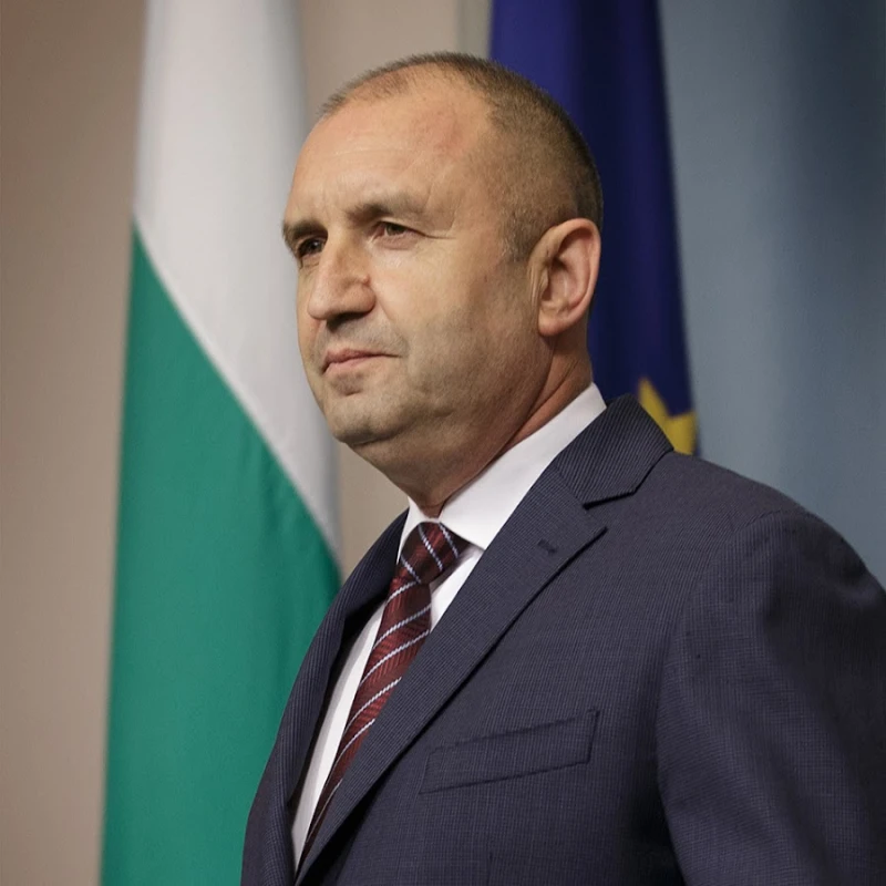 Президентът зове за оставка на правителството