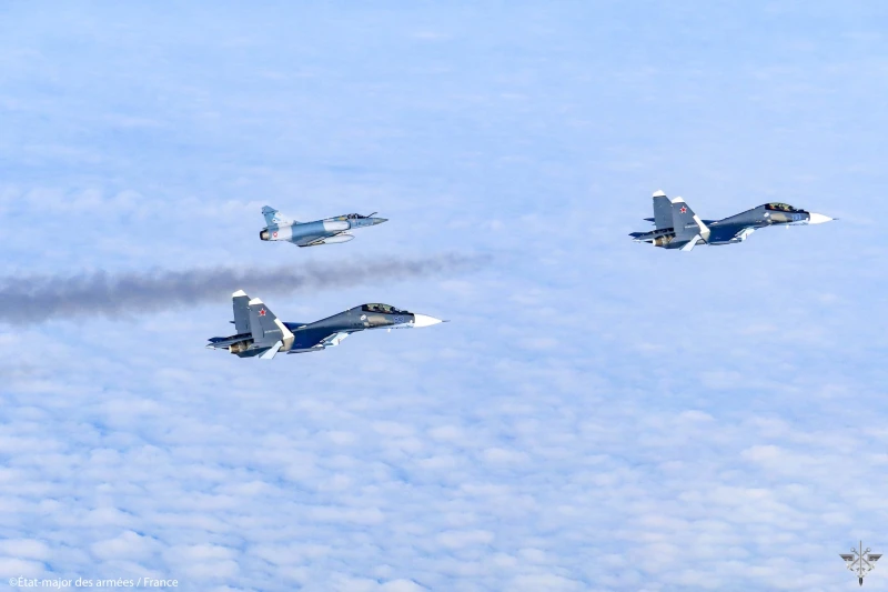 Изтребители на НАТО Mirage 2000 прихванаха руски Су-30 и Ан-72 над Балтийско море