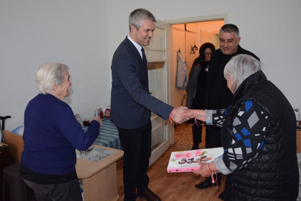 Кметът на Варна Благомир Коцев отбеляза празника Баба Марта с