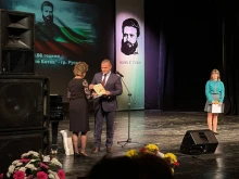 СУ "Христо Ботев" в Русе отбеляза патронния си празник с голям концерт