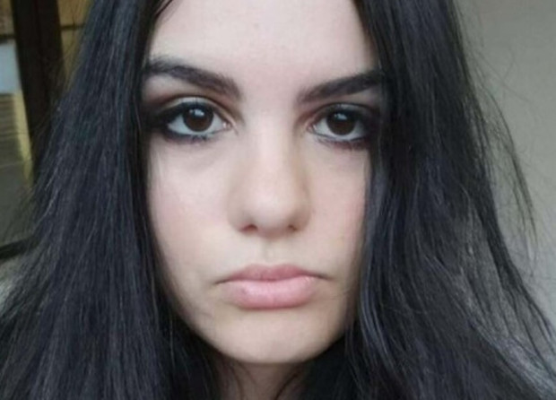 Издирваната 18 годишната ученичка от Сливен е открита от полицията съобщи