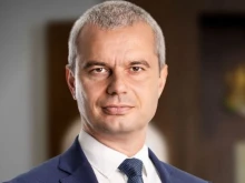 Костадин Костадинов: На този ден загърбете различията и споровете и си припомнете какво пише на сградата на Народното събрание - Съединението прави силата!