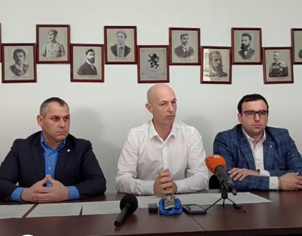 Проведе се пресконференция на Възраждане във Варна по повод репресиите