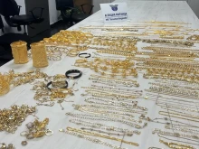 Близо 3 кг контрабандни златни накити задържаха митничари на "Капитан Андреево"