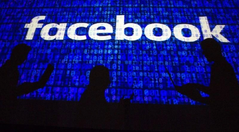 След срива на Facebook експерт каза има ли изтичане на данни