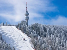 До 15 см е новата снежна покривка в Пампорово, условията са зимни спортове са добри