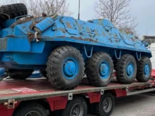 Първият бронетранспортьор тръгна за Украйна