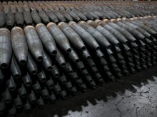 Западните страни са събрали почти всички необходими средства за закупуване на 800 000 снаряда за Украйна