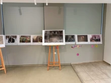 Фотографската изложба "Украйна: война и съпротива" гостува в библиотеката в Бургас