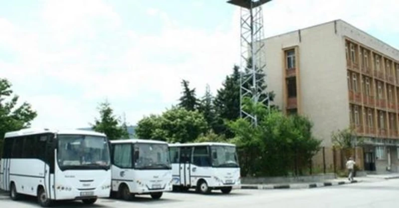 Общественият транспорт в Шумен с гъвкави възможности за пътниците за Задушница